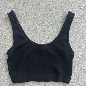Dived Black crop tank top